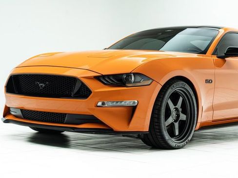 Used 2021 Ford Mustang GT Premium w/ Equipment Group 401A RWD image 11
