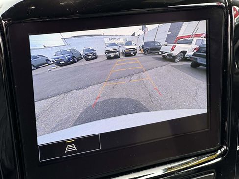 Used 2023 Chevrolet Traverse LT AWD/4WD image 30