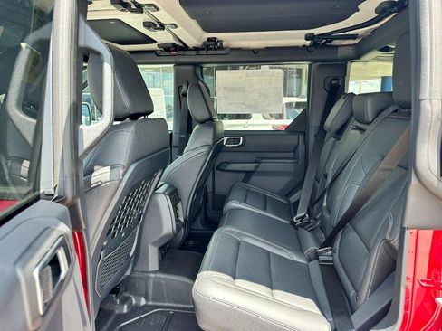 New 2026 Ford Bronco Big Bend w/ Black Diamond Package AWD/4WD image 4
