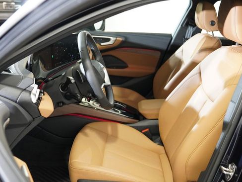 Used 2025 Audi A5 2.0T Premium w/ Convenience Package image 7