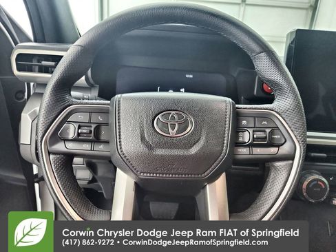 Used 2024 Toyota Tacoma 4x4 Double Cab image 22