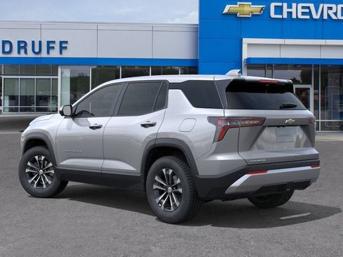 New 2027 Chevrolet Equinox LT w/ Convenience Package II FWD image 3