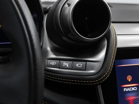 Used 2018 Ferrari GTC4Lusso image 66