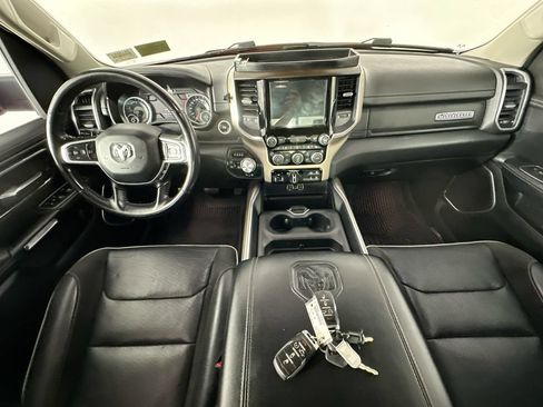 Used 2022 RAM 1500 Laramie AWD/4WD image 10