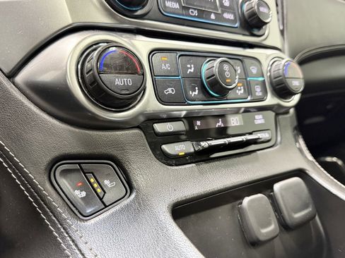 Used 2020 Chevrolet Tahoe LT image 29