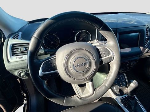 Used 2018 Jeep Compass Latitude w/ Popular Equipment Group image 13