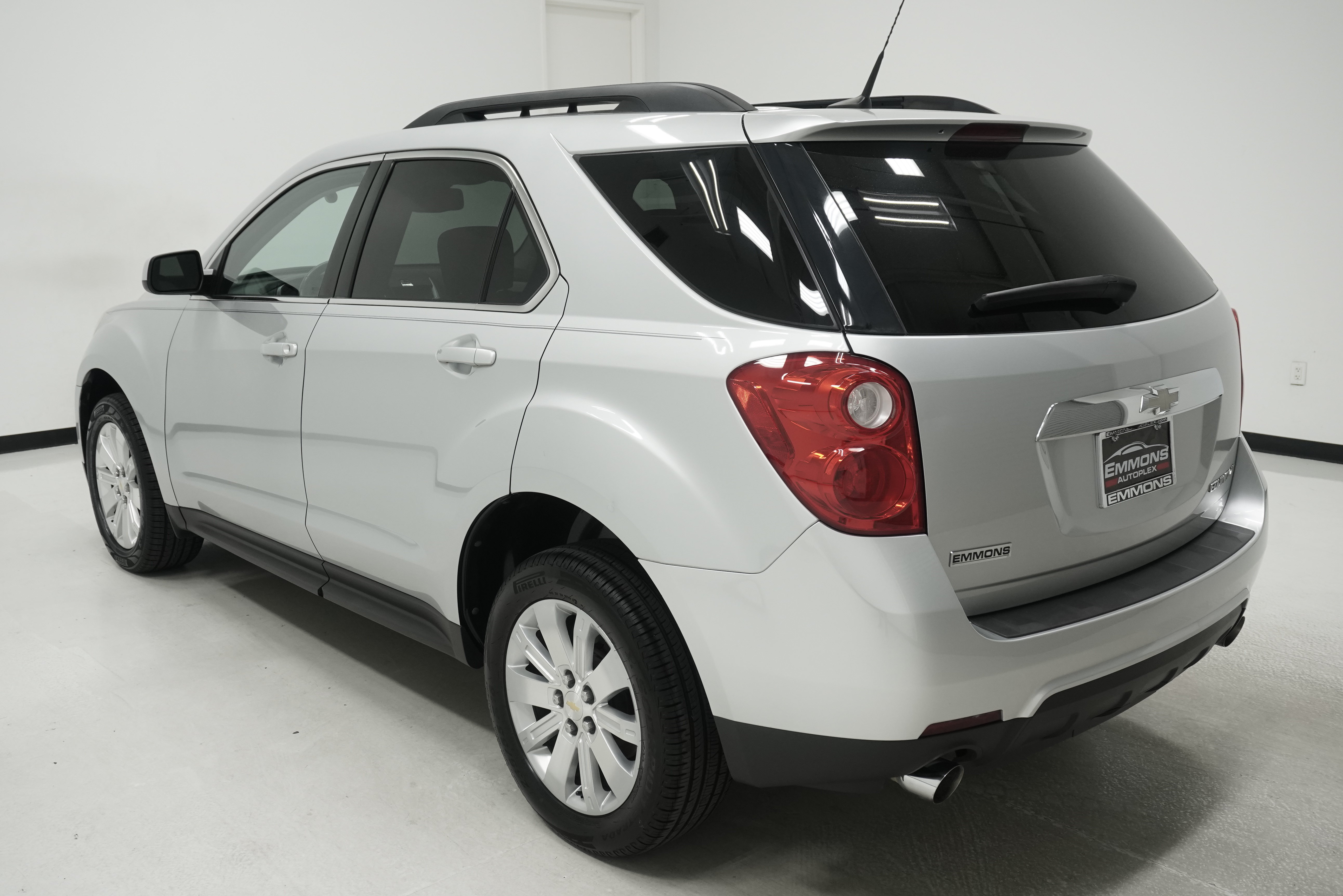 Used 2010 Chevrolet Equinox LT FWD image 6