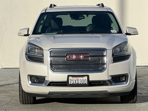 Used 2016 GMC Acadia Denali image 9