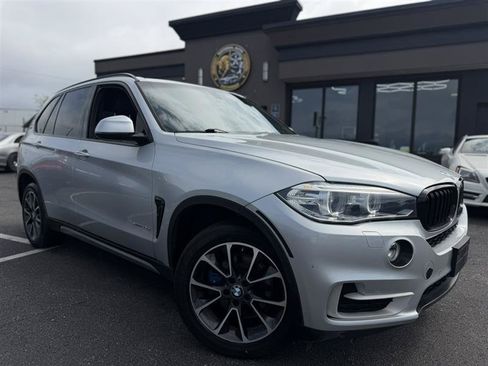 Used 2017 BMW X5 xDrive40e AWD/4WD image 12