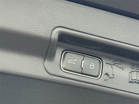 New 2026 Ford Explorer Active image 5