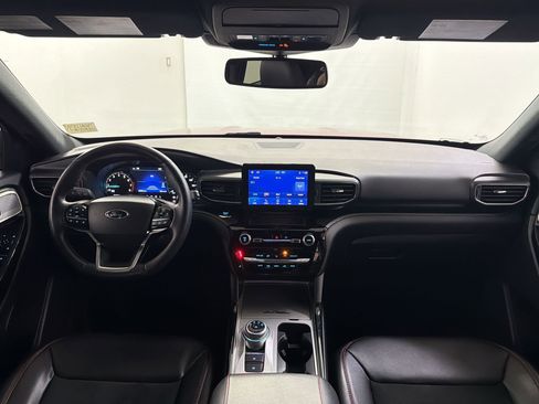 Used 2022 Ford Explorer ST-Line w/ Class IV Trailer Tow Package image 17