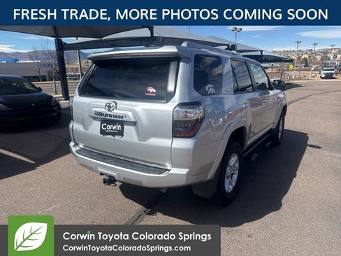 Used 2018 Toyota 4Runner SR5 w/ Wilderness Package image 7