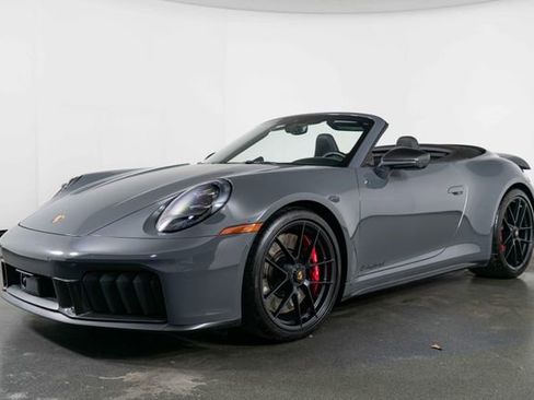 Used 2025 Porsche 911 Carrera GTS image 4