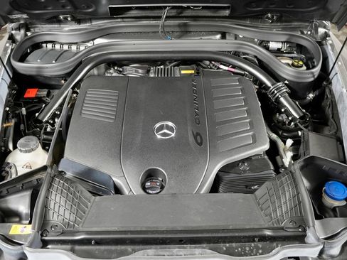 Used 2025 Mercedes-Benz G 550 image 40