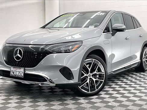 Used 2026 Mercedes-Benz EQE 320+ SUV image 12