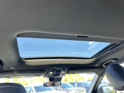 New 2025 Jeep Grand Cherokee L Altitude image 31