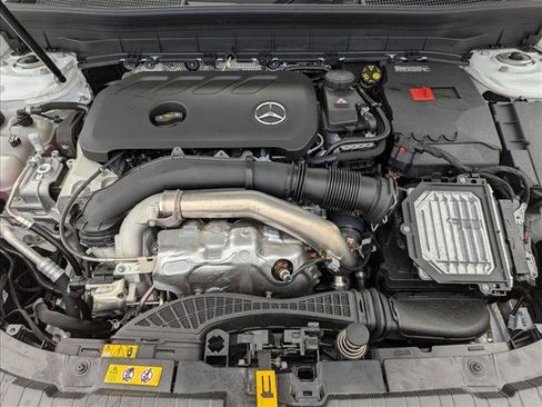 New 2026 Mercedes-Benz GLB 250 image 16