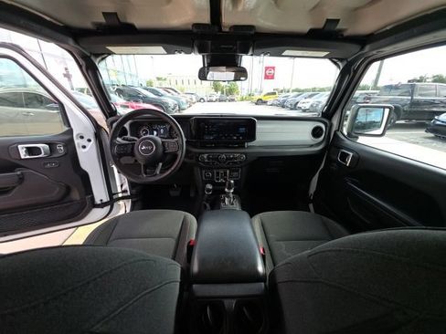 Used 2024 Jeep Wrangler Unlimited Sport AWD/4WD image 26