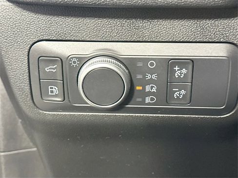 Used 2020 Ford Escape SE Sport image 25