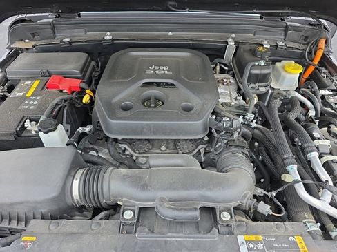 Used 2021 Jeep Wrangler Unlimited Sahara image 14