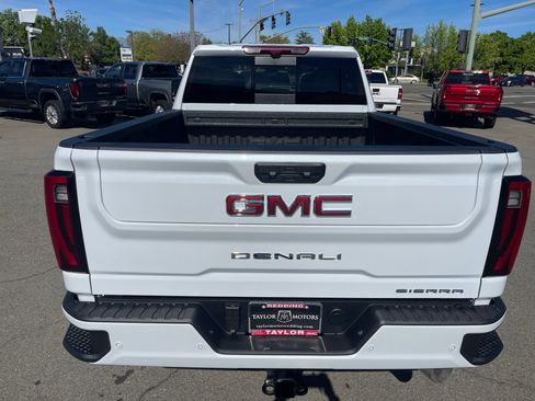 New 2026 GMC Sierra 2500 Denali w/ Denali Reserve Package image 6