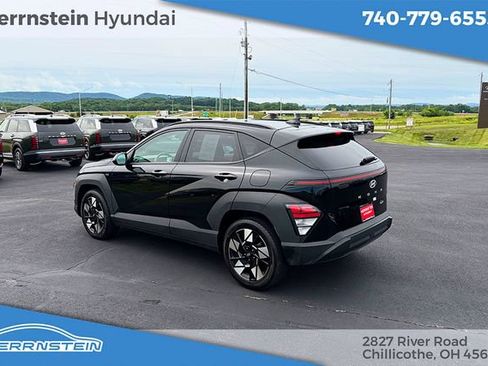 Used 2024 Hyundai Kona SEL FWD image 5