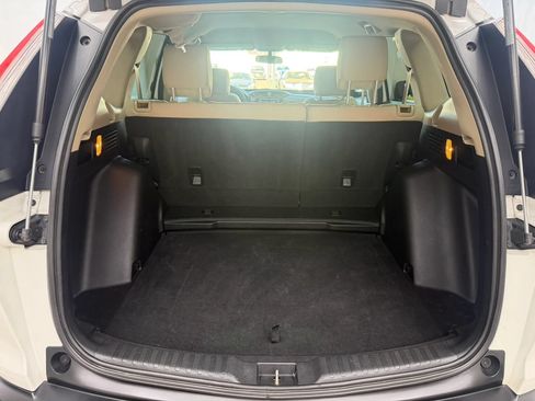 Used 2019 Honda CR-V LX image 8