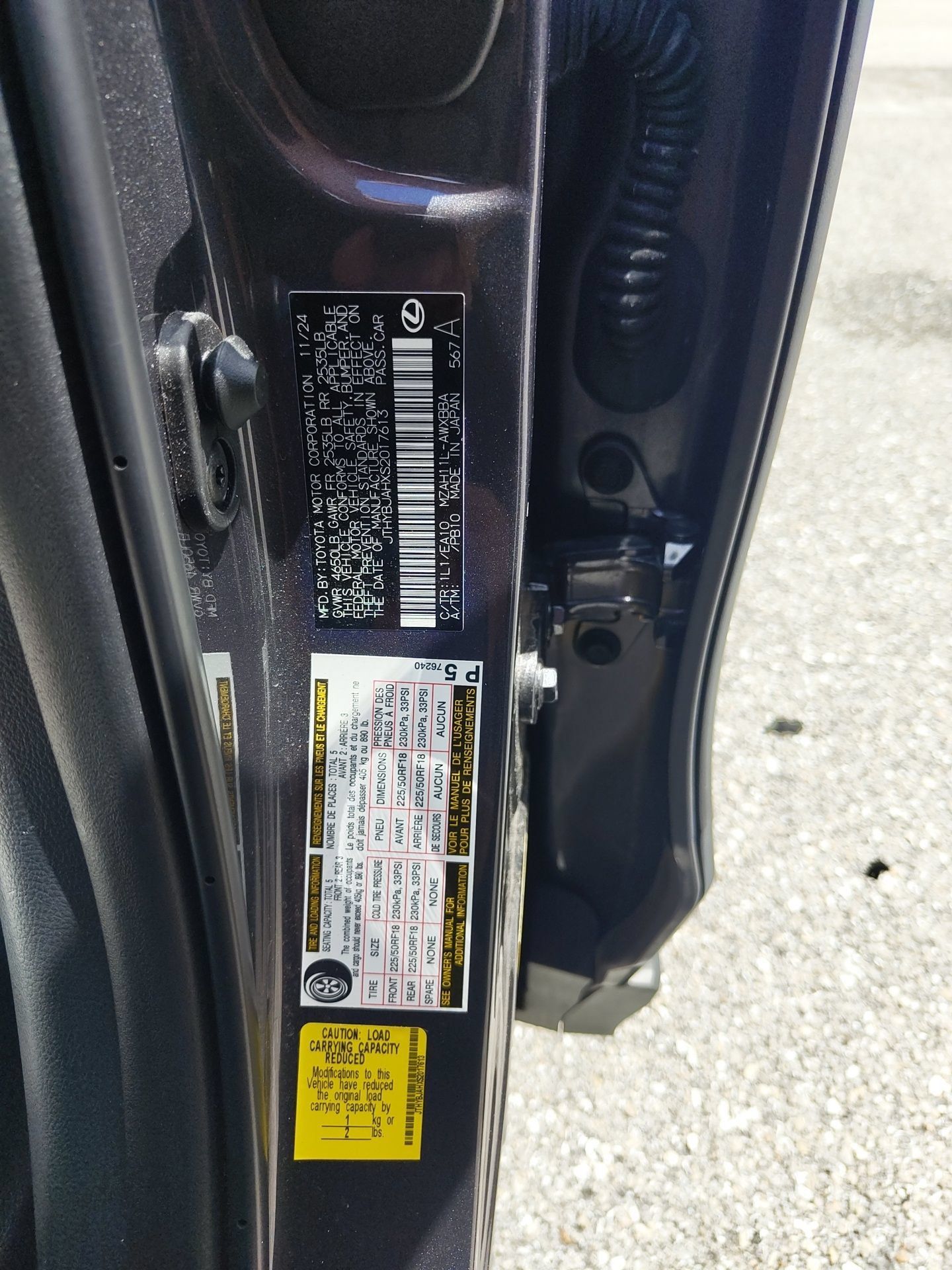 Used 2025 Lexus UX 300h FWD w/ Accessory Package (Z2) image 31