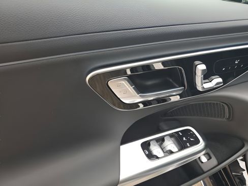 Used 2026 Mercedes-Benz E 350 Sedan image 16