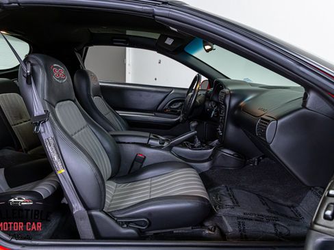 Used 2002 Chevrolet Camaro Z28 w/ SS Performance/Appearance Pkg image 96