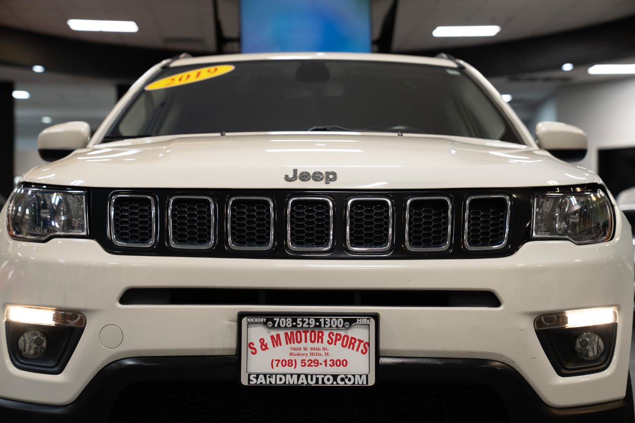 Used 2019 Jeep Compass Latitude w/ Cold Weather Group AWD/4WD image 4