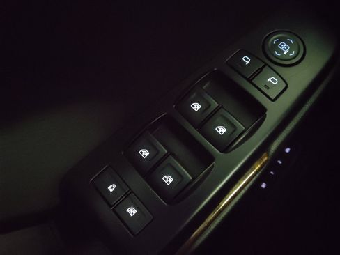 Used 2019 Chevrolet Tahoe LT image 27