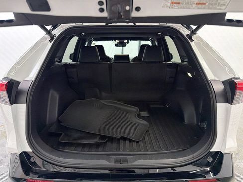 Used 2024 Toyota RAV4 XSE w/ Weather Package AWD/4WD image 19