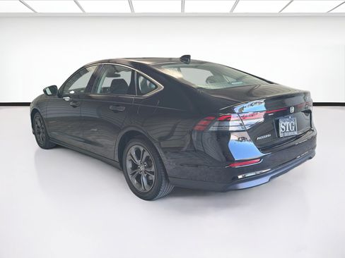 Used 2023 Honda Accord EX image 6