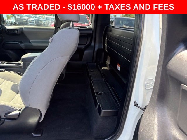 Used 2022 Toyota Tacoma SR RWD image 15