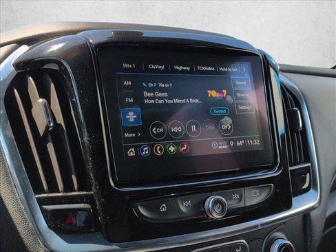 Used 2023 Chevrolet Traverse LT AWD/4WD image 14