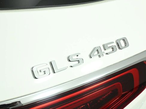 Certified 2023 Mercedes-Benz GLS 450 4MATIC image 28