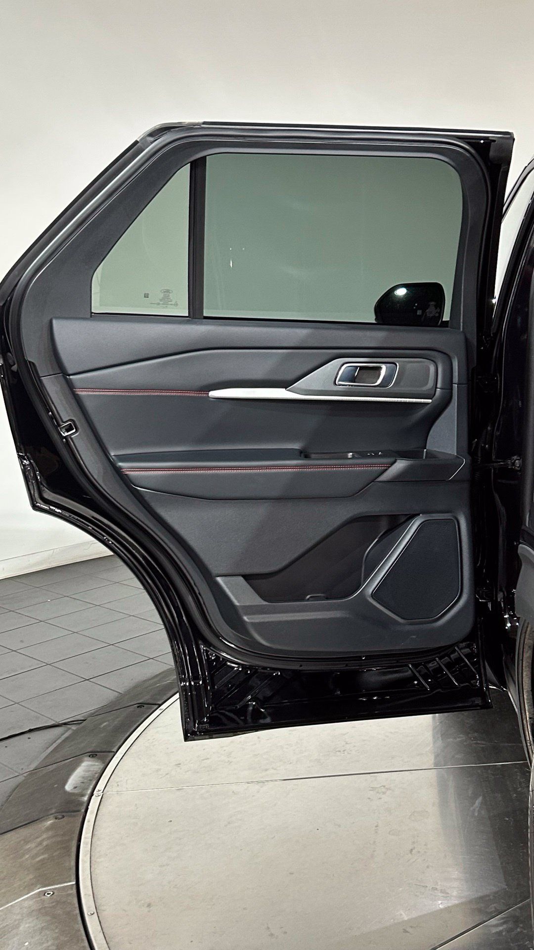 Used 2026 Ford Explorer ST-Line AWD/4WD image 53