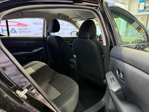 Used 2024 Nissan Sentra SV image 37