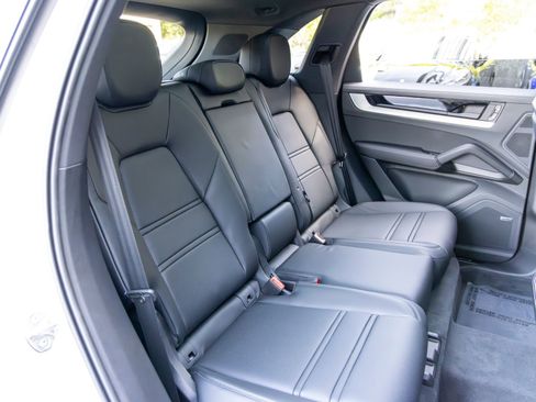 New 2026 Porsche Cayenne S AWD/4WD image 53