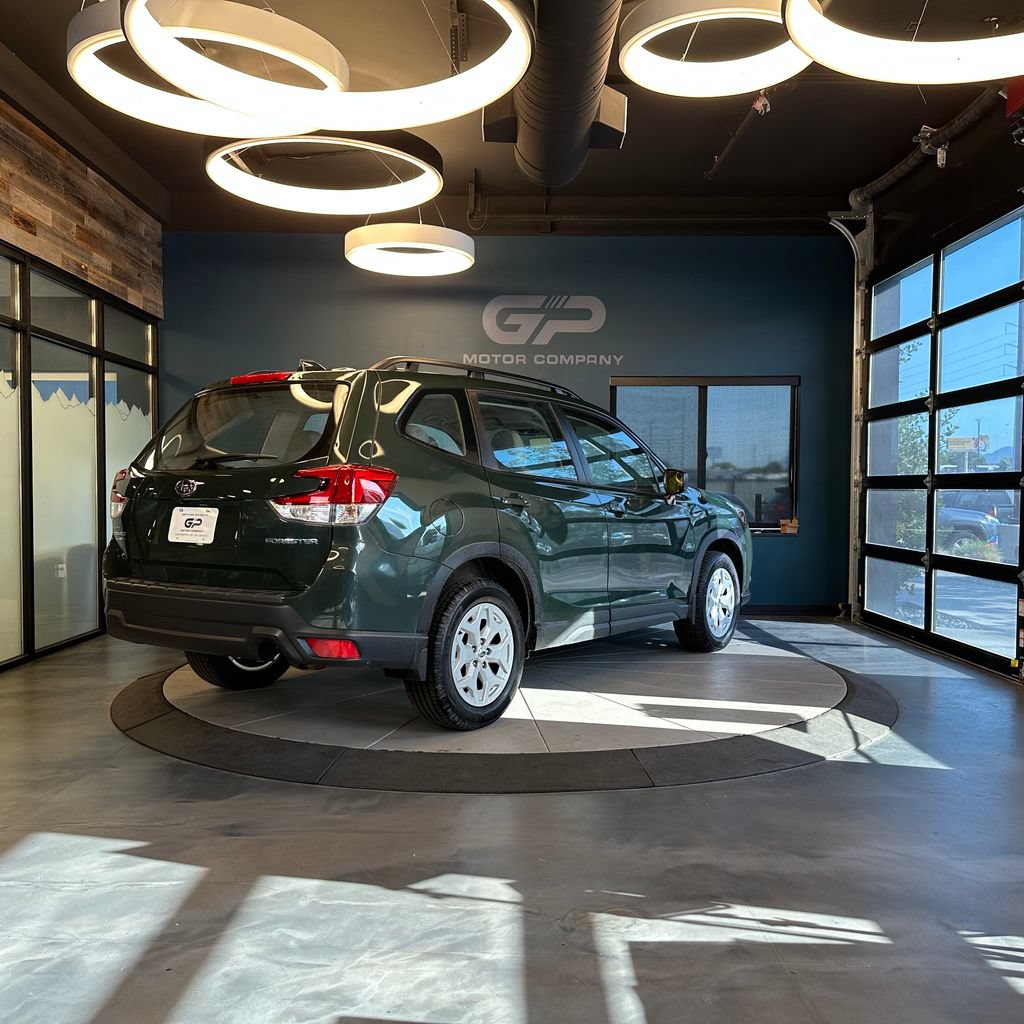 Used 2022 Subaru Forester w/ Popular Package #1 AWD/4WD image 3