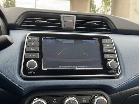 Used 2025 Nissan Versa SV FWD image 23