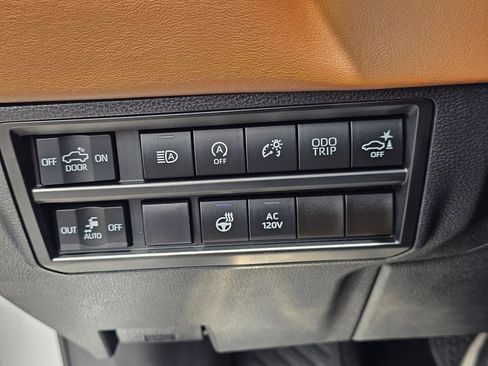 Used 2023 Toyota Tundra 1794 Edition AWD/4WD image 33