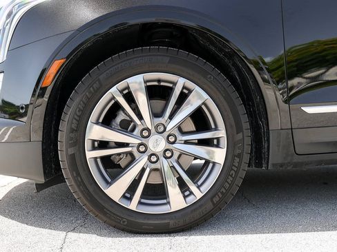 Used 2024 Cadillac XT5 Premium Luxury w/ Technology Package AWD/4WD image 31