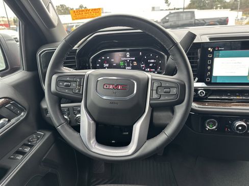 Used 2024 GMC Sierra 1500 Elevation w/ X31 Off-Road Package image 17