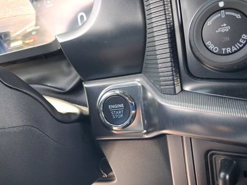Used 2024 Ford F150 Raptor AWD/4WD image 38