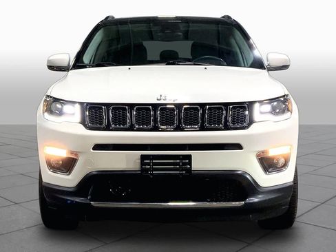 Used 2017 Jeep Compass Limited AWD/4WD image 4