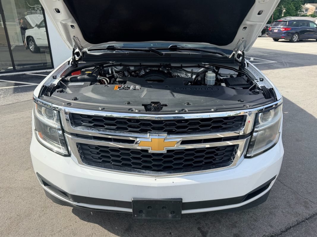 Used 2018 Chevrolet Suburban LT RWD image 10