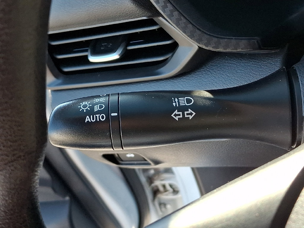 Used 2022 Nissan Sentra S w/ Trunk Package FWD image 21