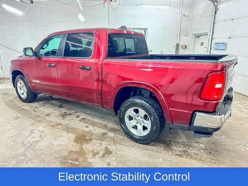 Used 2025 RAM 1500 Big Horn AWD/4WD image 5
